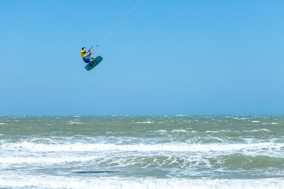 Kitesurfing Progression: From First Lessons to Riding Waves